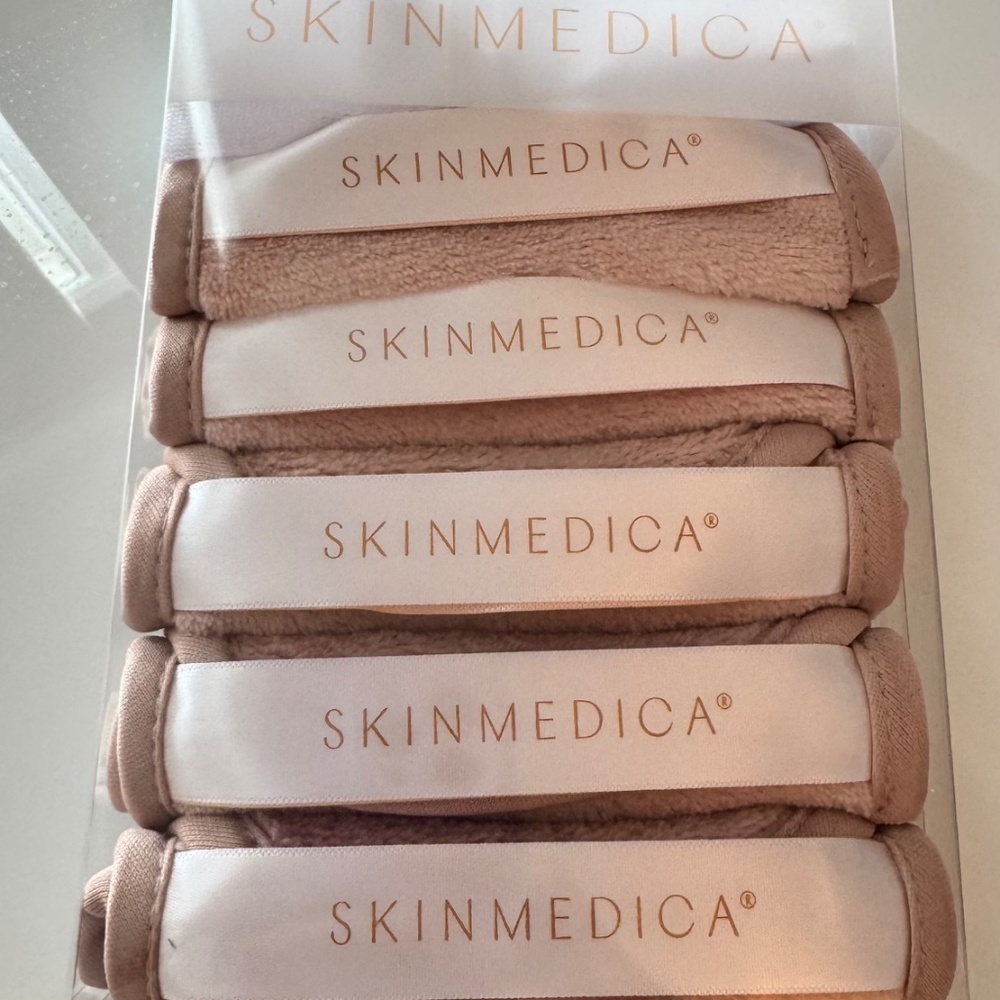 Set of 5 SkinMedica Facial Cleansing Cloths (Brand New) - Picture 2 of 2